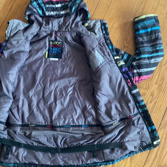 Burton Dri-Ride ski jacket ⛷️ - Picture 4 of 9